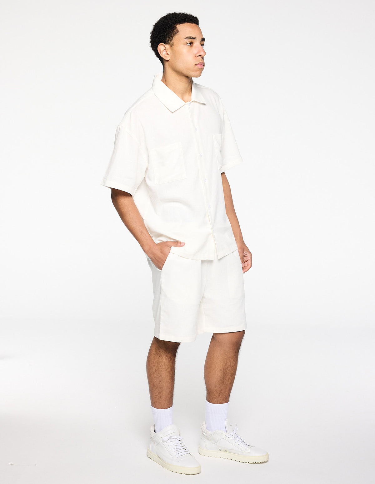 Rarefied Linen Shorts - White