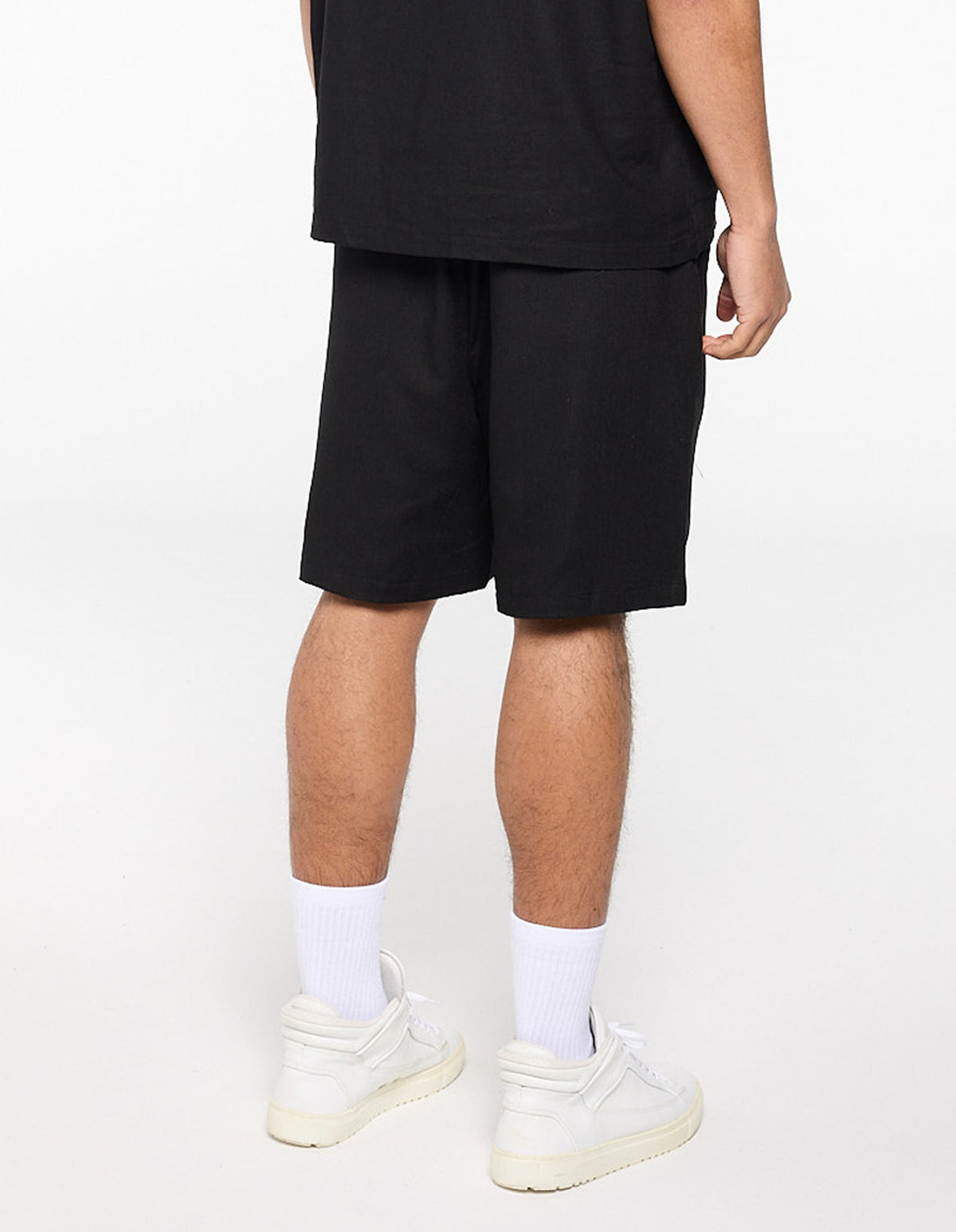 Rarefied Linen Shorts - Black